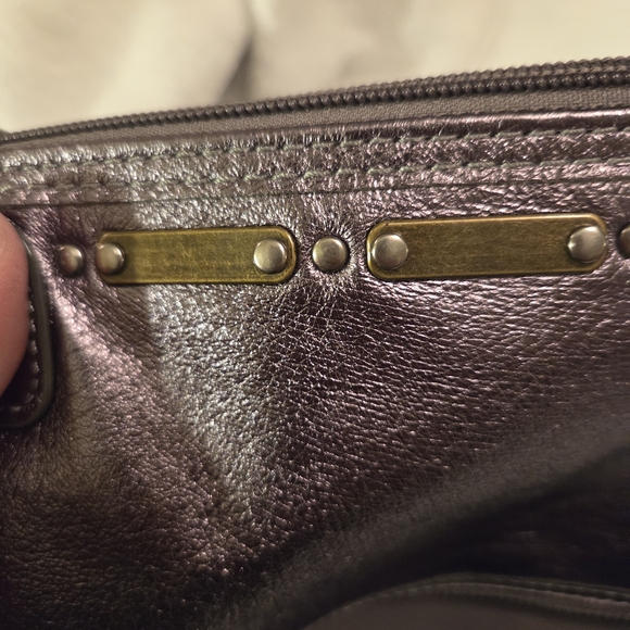 The Sak Metallic Pewter Crossbody Bag In EUC - Picture 6 of 9